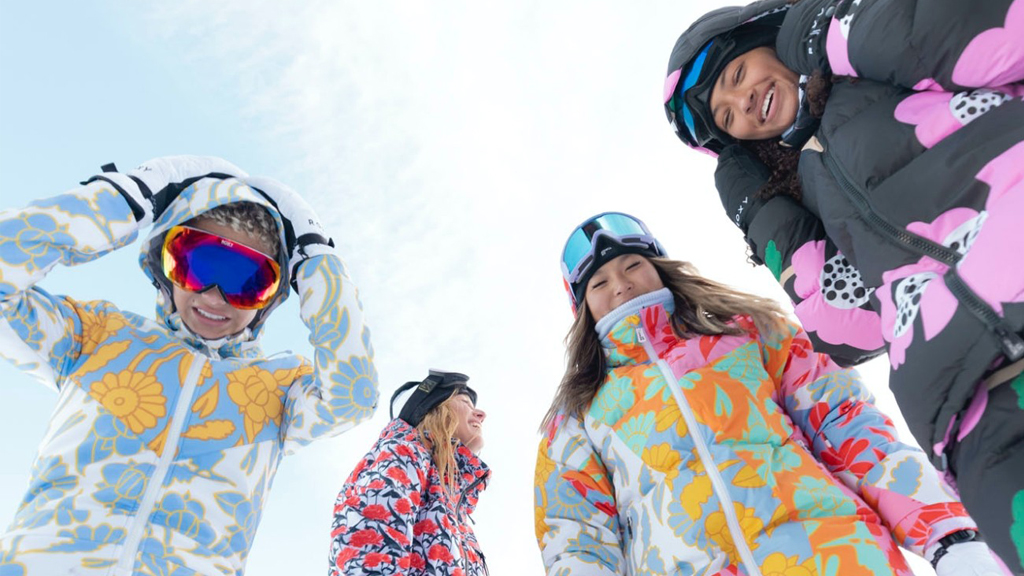 Vacances à la neige tenue de sport d'hiver vêtements de ski