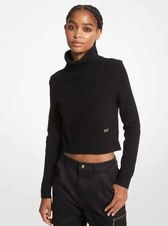 Pulls Michael Kors promotions