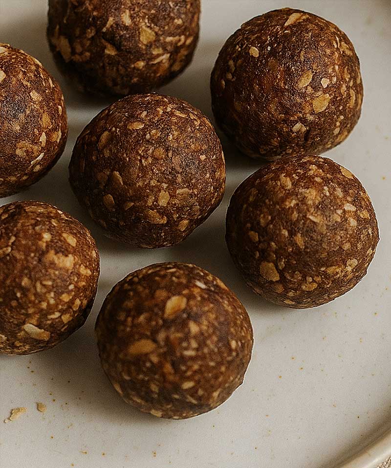 Causa de la hinchazón abdominal encuentra soluciones recetas bolas energéticas energy balls de dátiles